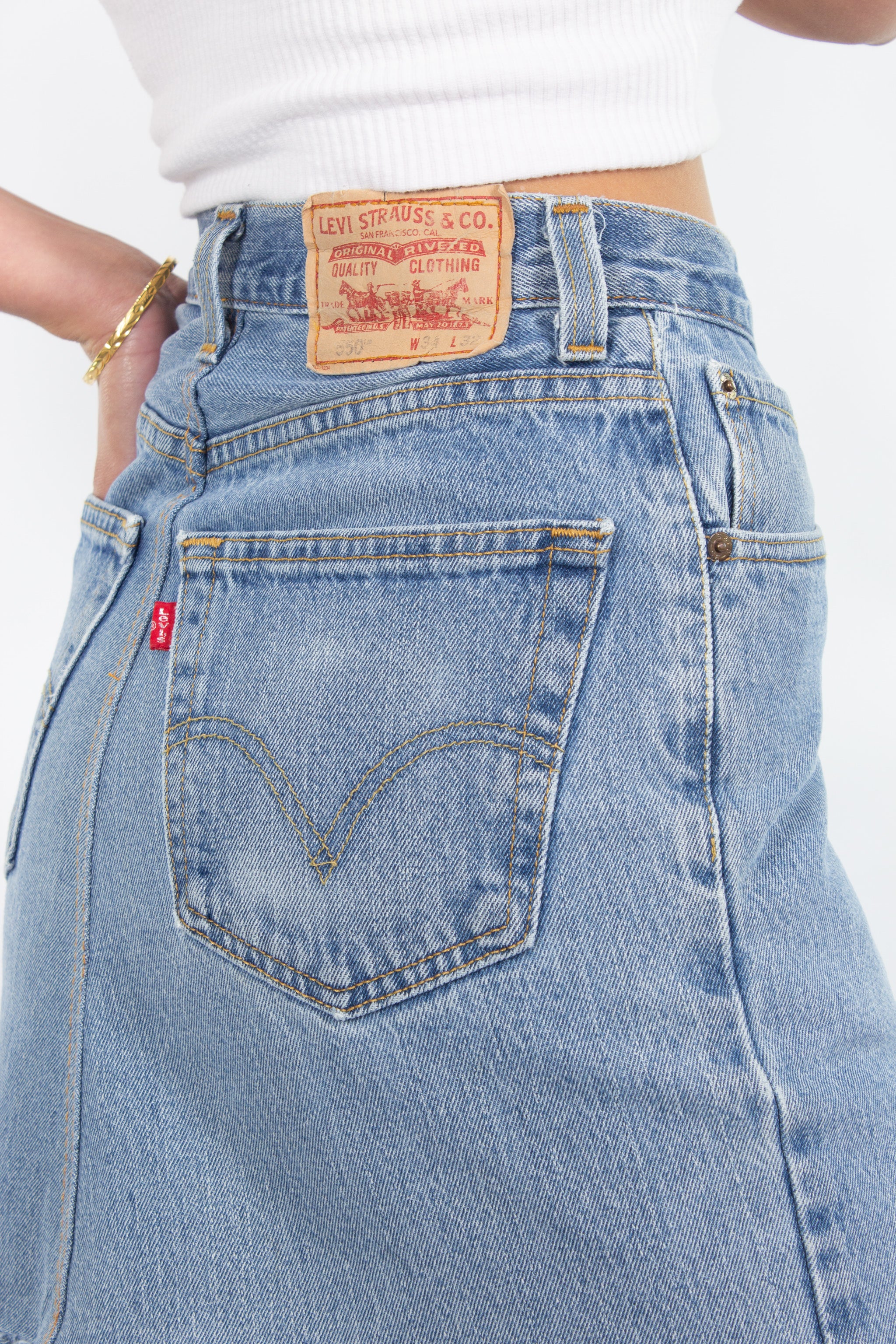 Levis denim skirt sizing hotsell